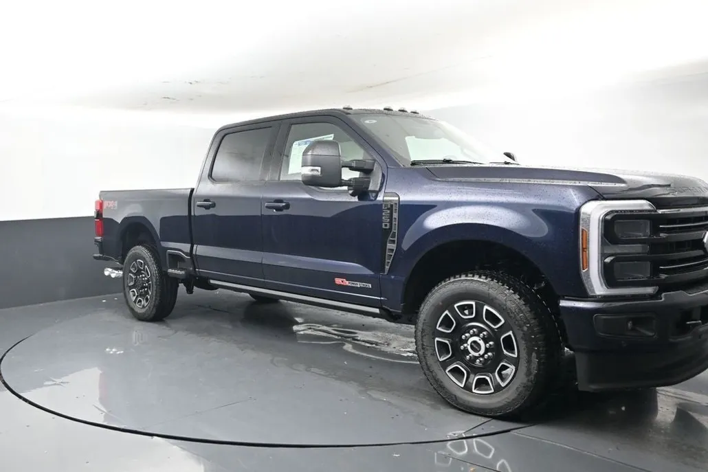 2025 Ford F-250 photo 1