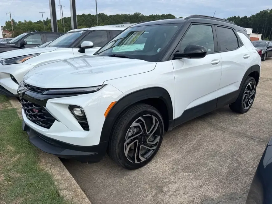 2024 Chevrolet Trailblazer RS photo 1
