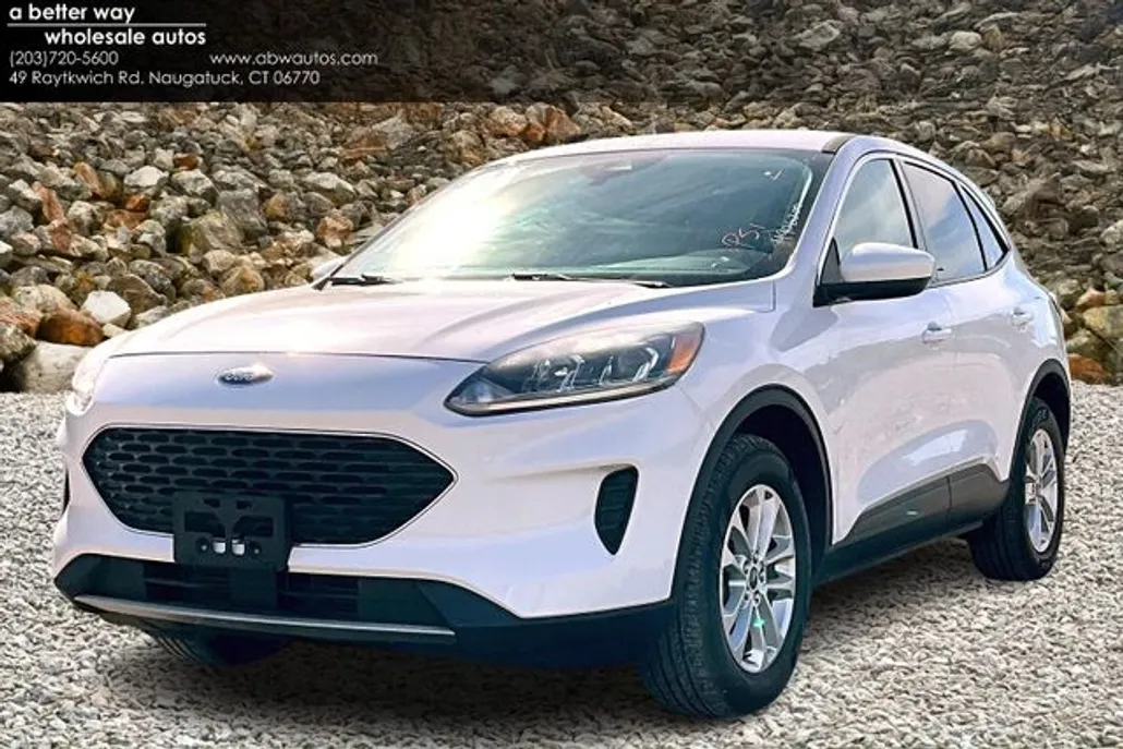 2021 Ford Escape SE photo 1