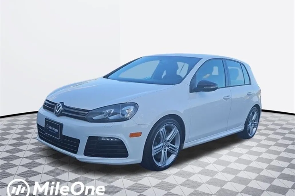 2013 Volkswagen Golf R photo 1