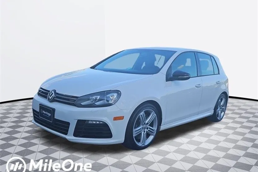 2013 Volkswagen Golf R photo 1