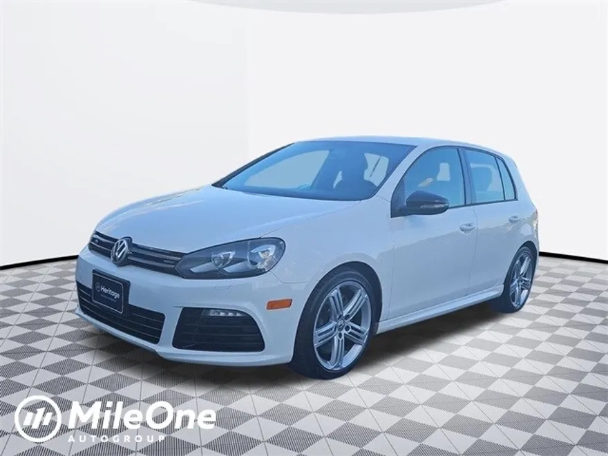 2013 Volkswagen Golf R photo 1