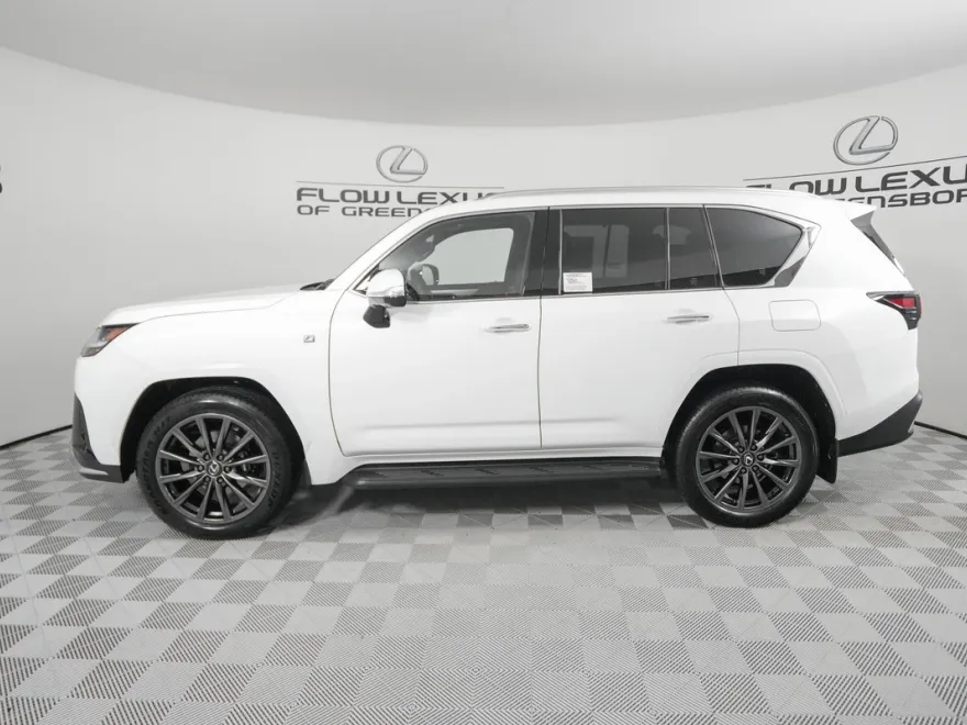 2025 Lexus LX 600 F SPORT Handling photo 1