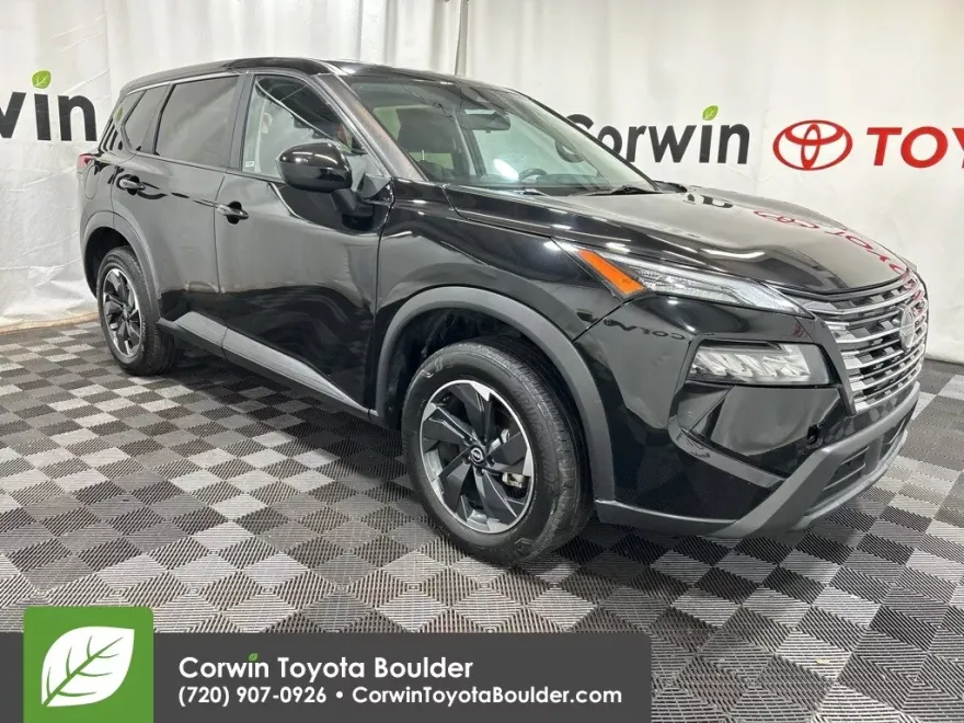 2024 Nissan Rogue SV photo 1
