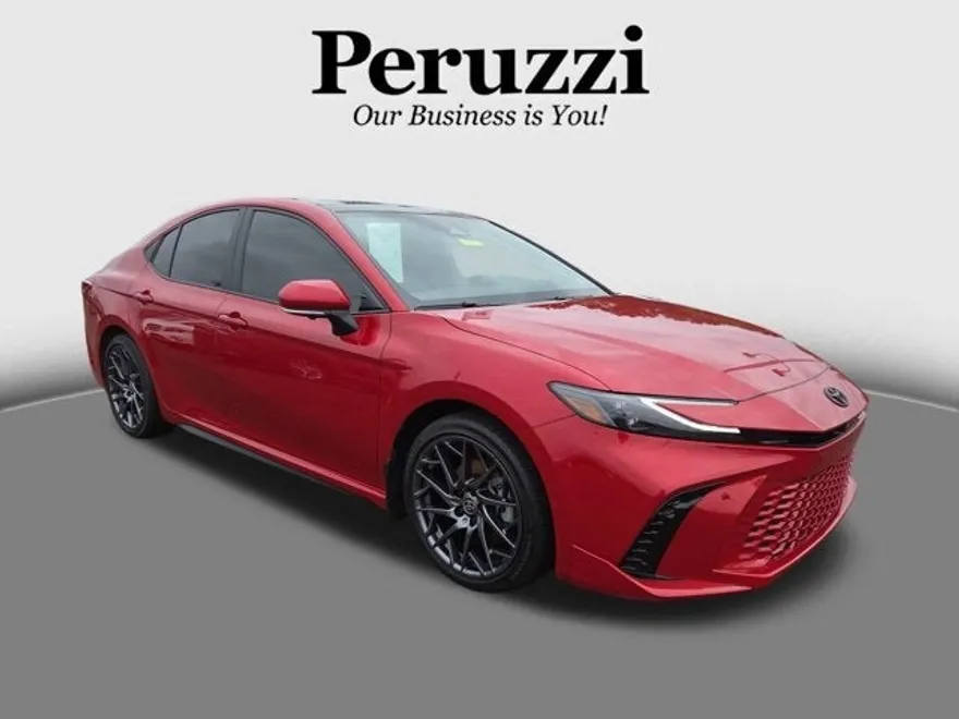 2025 Toyota Camry LE photo 1