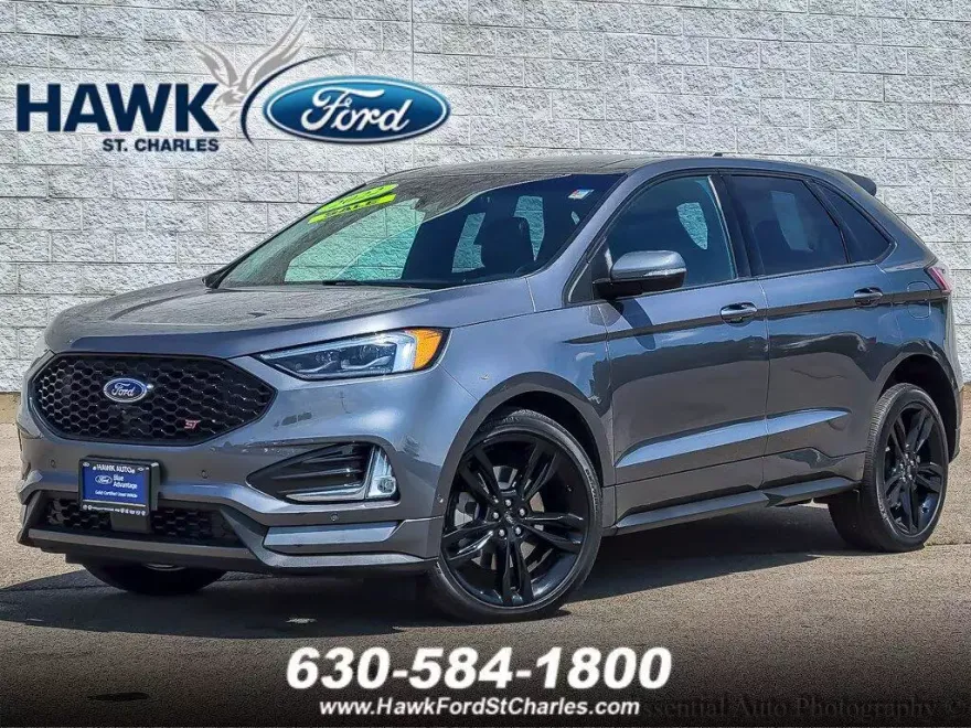 2022 Ford Edge ST photo 1