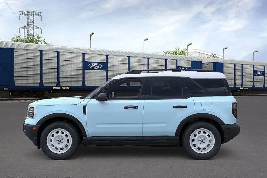 2025 Ford Bronco Sport Heritage photo 1