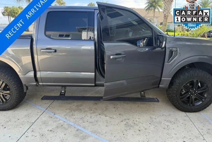 2021 Ford F-150 Lariat photo 1