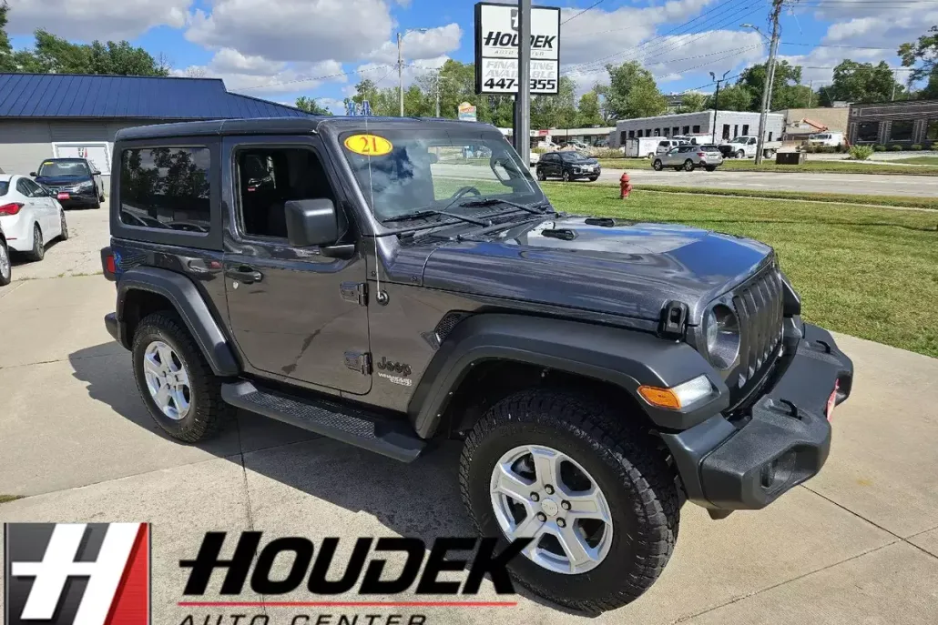 2021 Jeep Wrangler Sport S photo 1