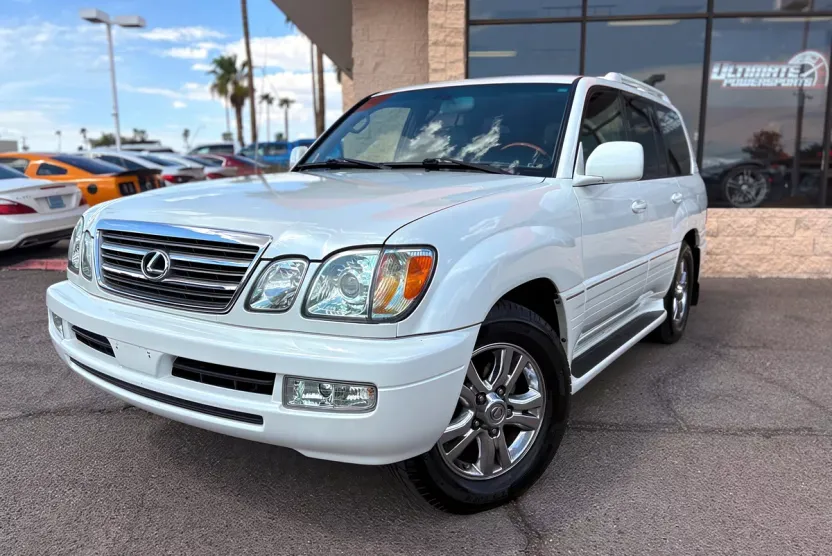 2005 Lexus LX 470 photo 1