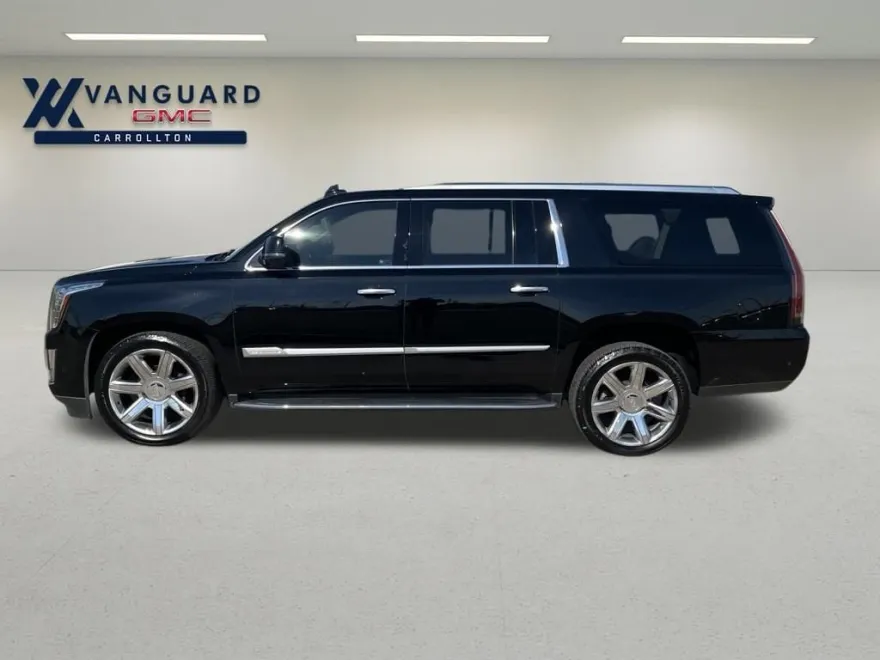 2020 Cadillac Escalade ESV Luxury photo 1