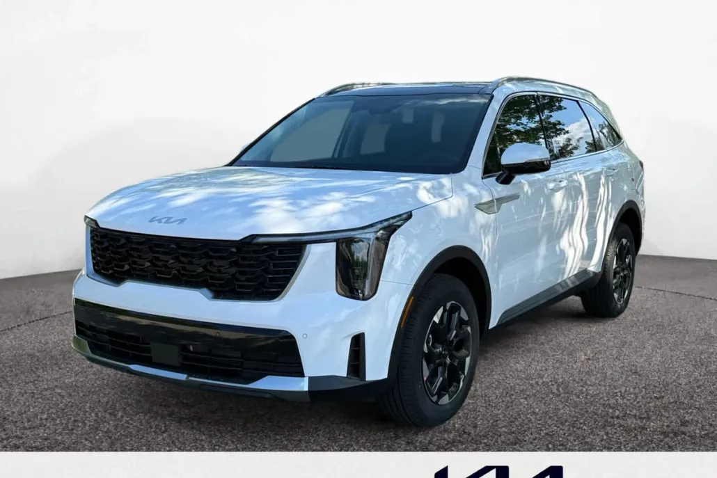 2026 Kia Sorento S photo 1