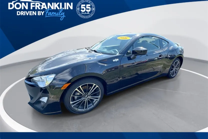 2016 Scion FR-S Base photo 1