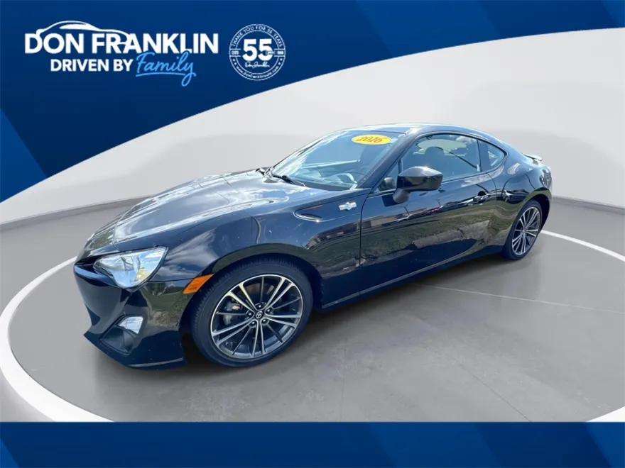 2016 Scion FR-S Base photo 1