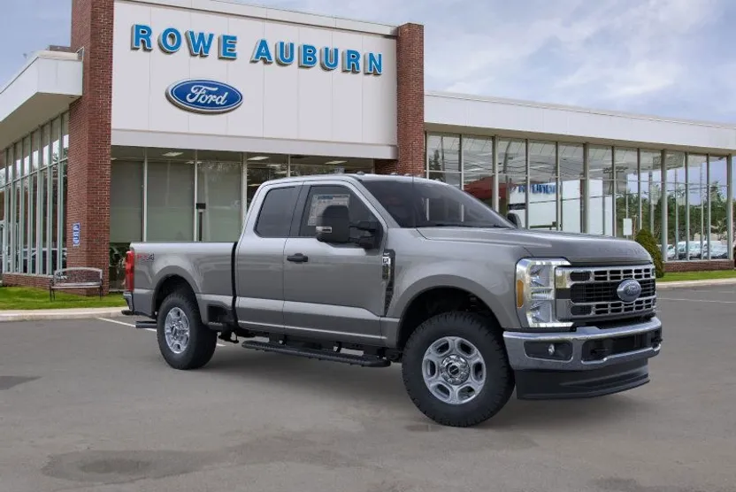 2026 Ford F-250 XLT photo 1