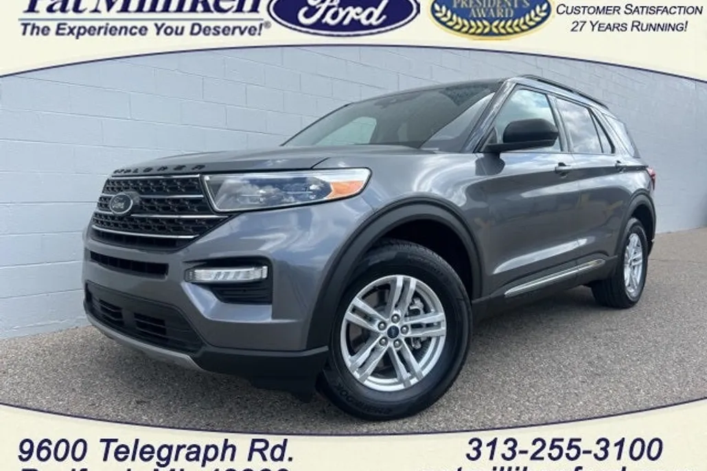 2022 Ford Explorer XLT photo 1