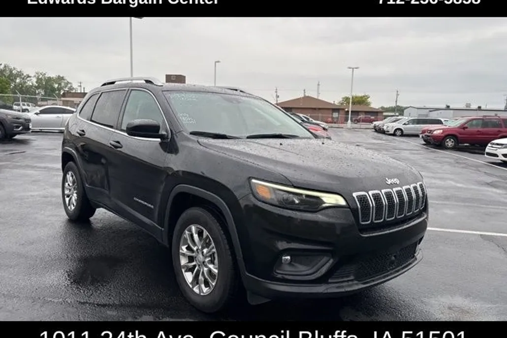 2021 Jeep Cherokee Latitude Lux photo 1