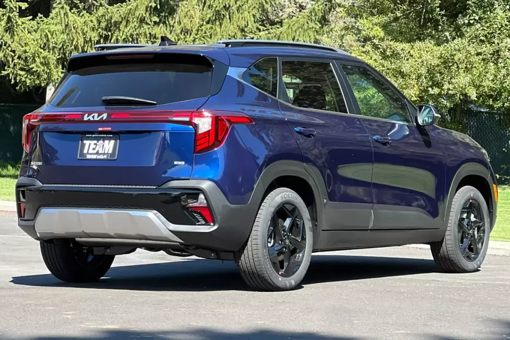 2026 Kia Seltos EX photo 1