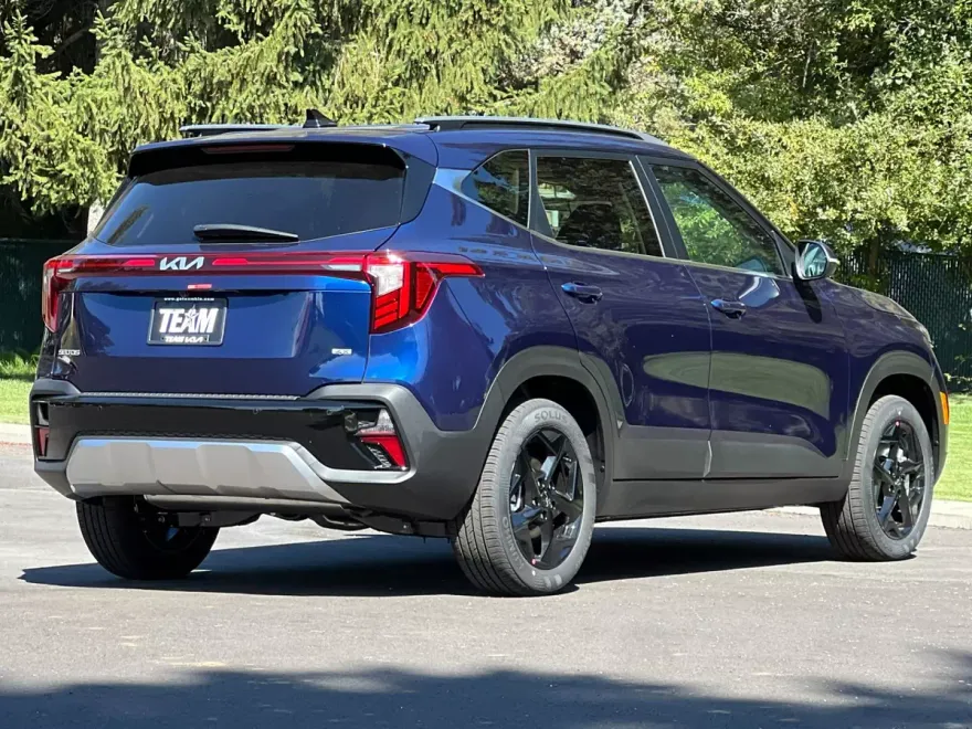 2026 Kia Seltos EX photo 1