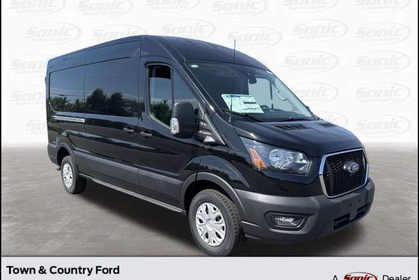 2025 Ford Transit photo 1