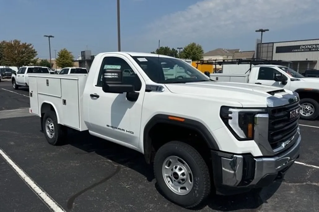 2024 Gmc Sierra 2500 HD Pro photo 1