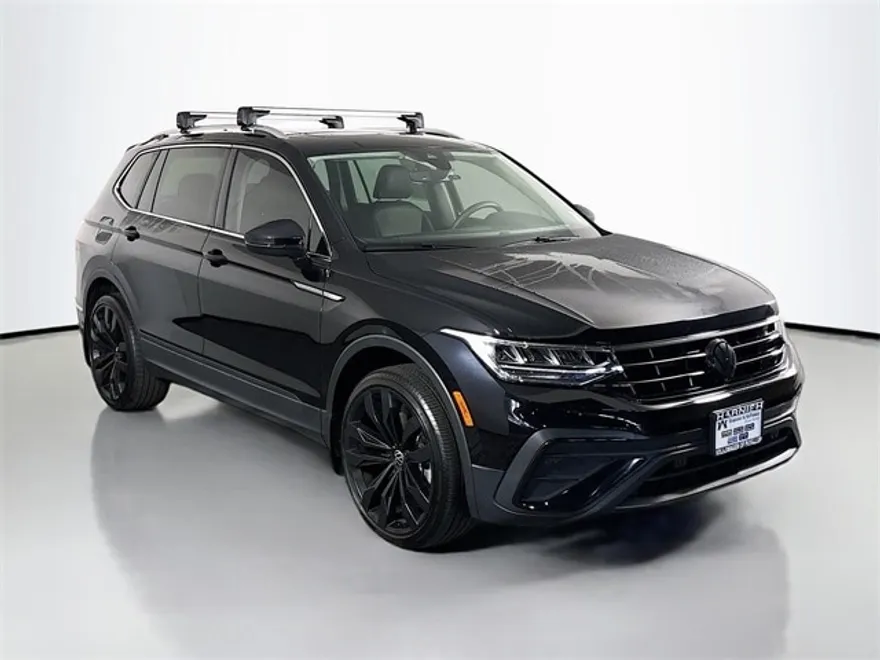 2022 Volkswagen Tiguan SE photo 1