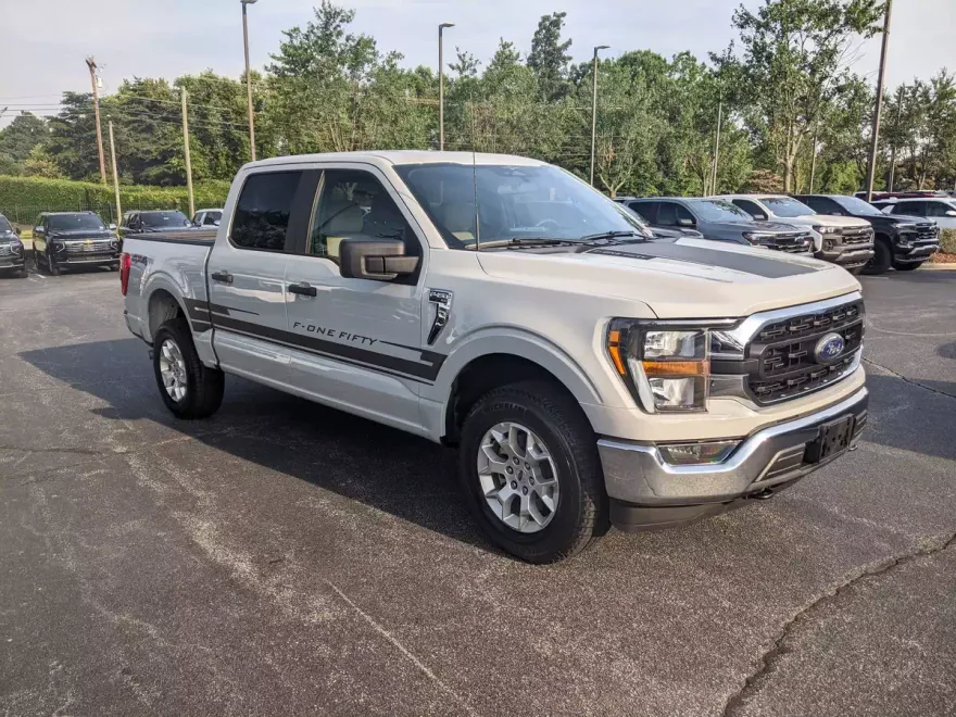 2023 Ford F-150 XLT photo 1
