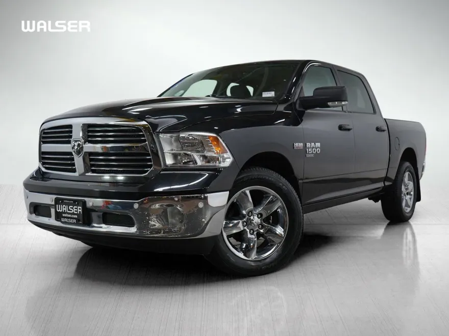 2019 Ram 1500 SLT photo 1