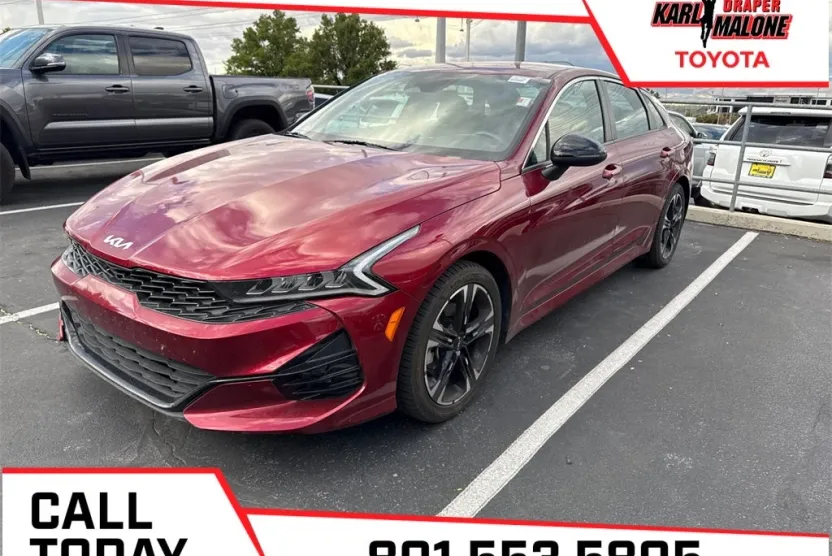 2022 Kia K5 GT-Line photo 1