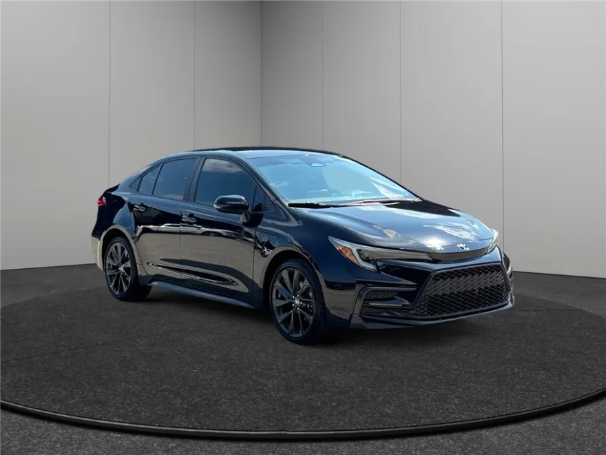 2024 Toyota Corolla SE photo 1
