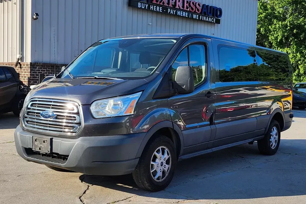 2016 Ford Transit photo 1