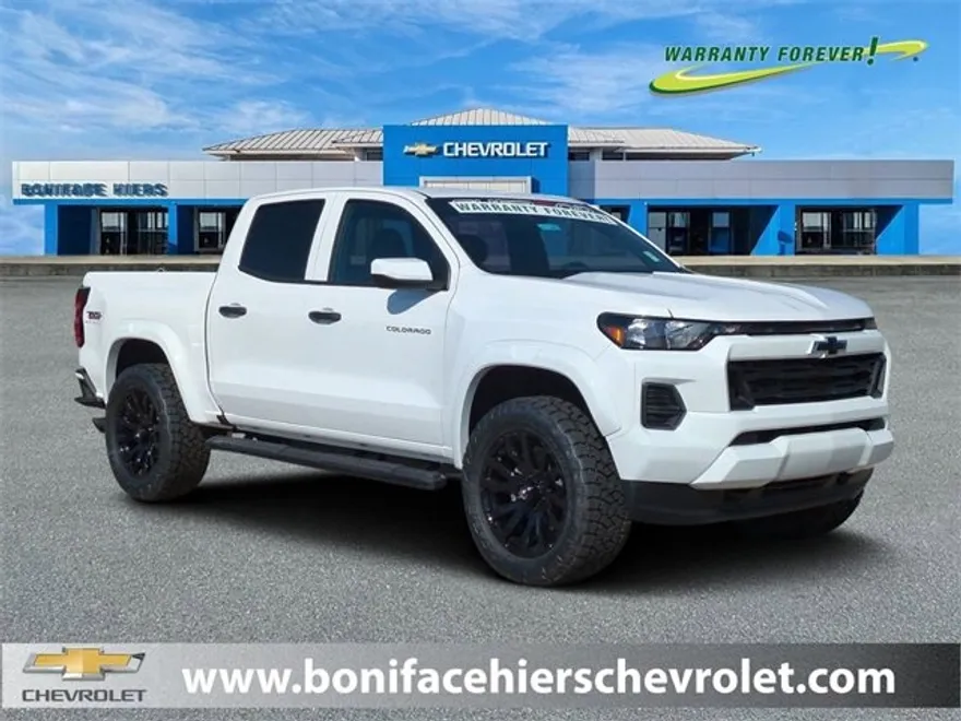 2025 Chevrolet Colorado Trail Boss photo 1