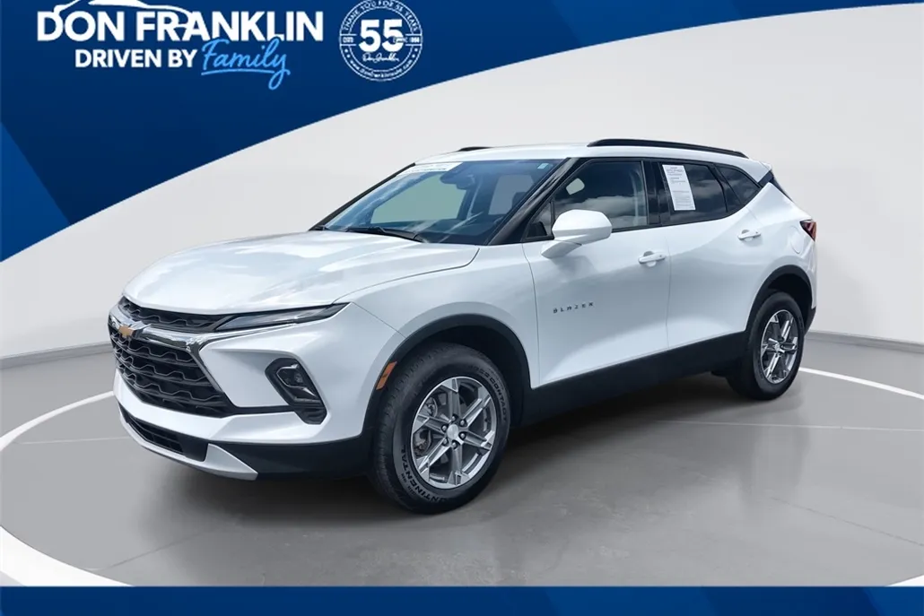 2023 Chevrolet Blazer 2LT photo 1