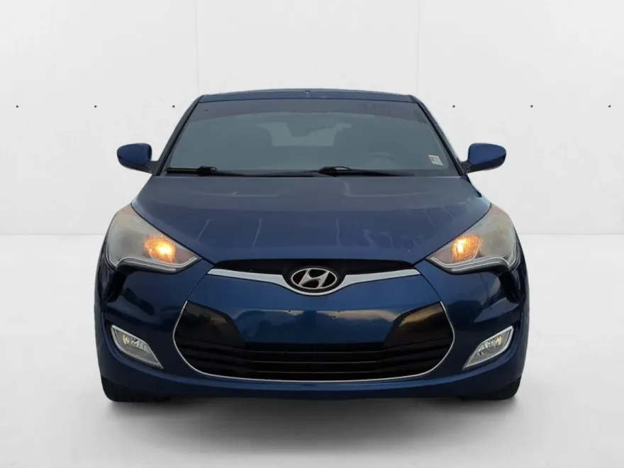2017 Hyundai Veloster Value Edition photo 1