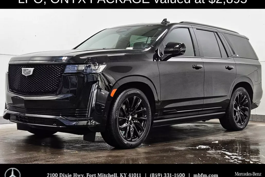 2023 Cadillac Escalade Sport Platinum photo 1