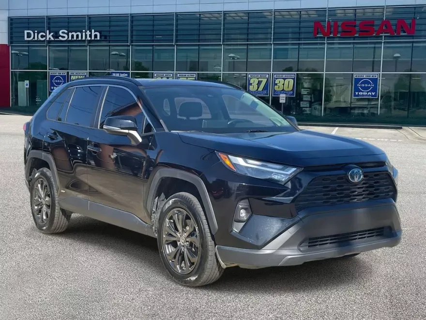 2022 Toyota RAV4 Hybrid XLE Premium photo 1