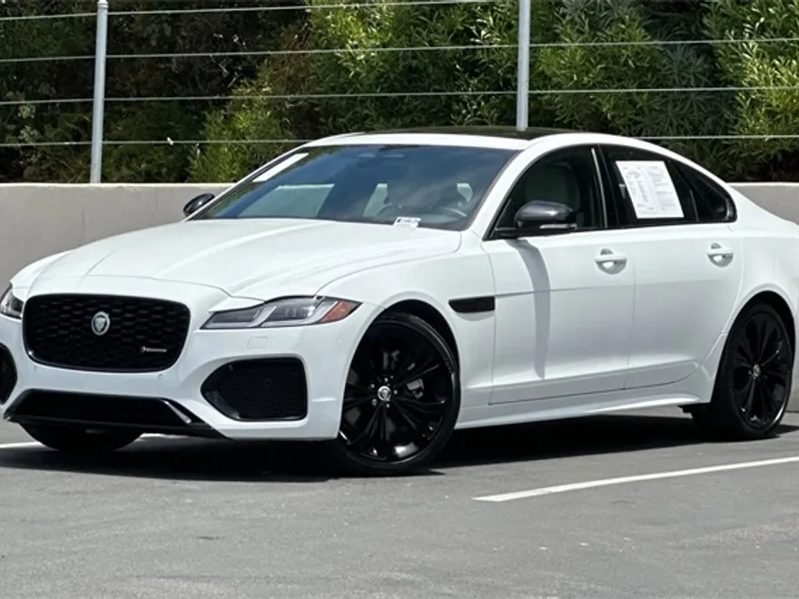 2024 Jaguar XF P250 R-Dynamic SE photo 1