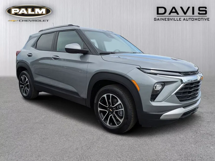 2026 Chevrolet Trailblazer LT photo 1