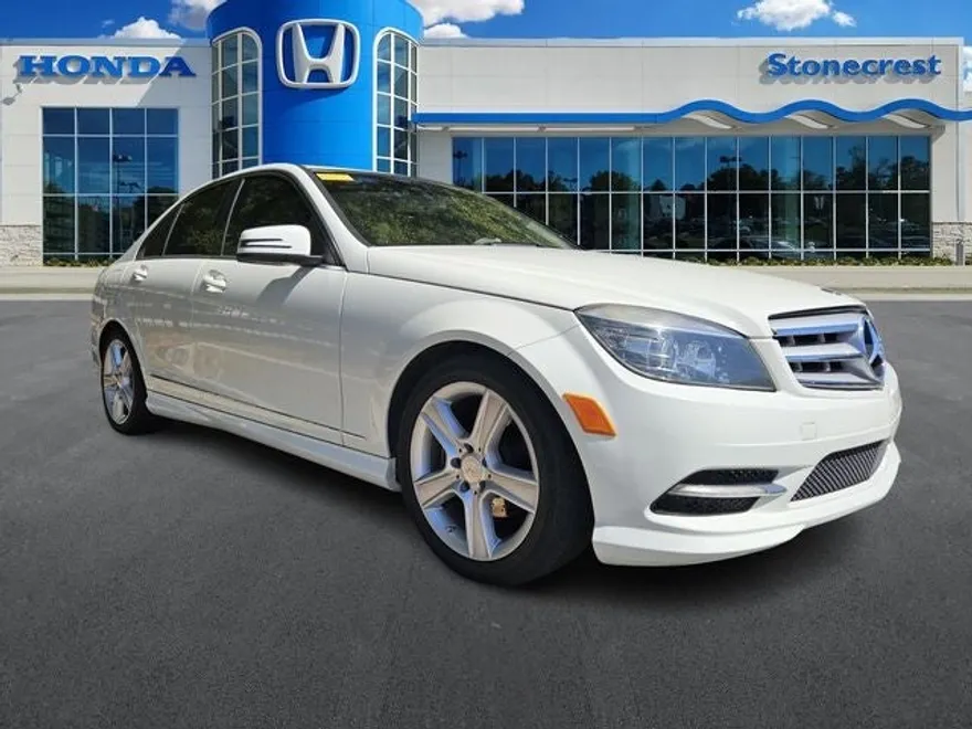 2011 Mercedes Benz C 300 photo 1
