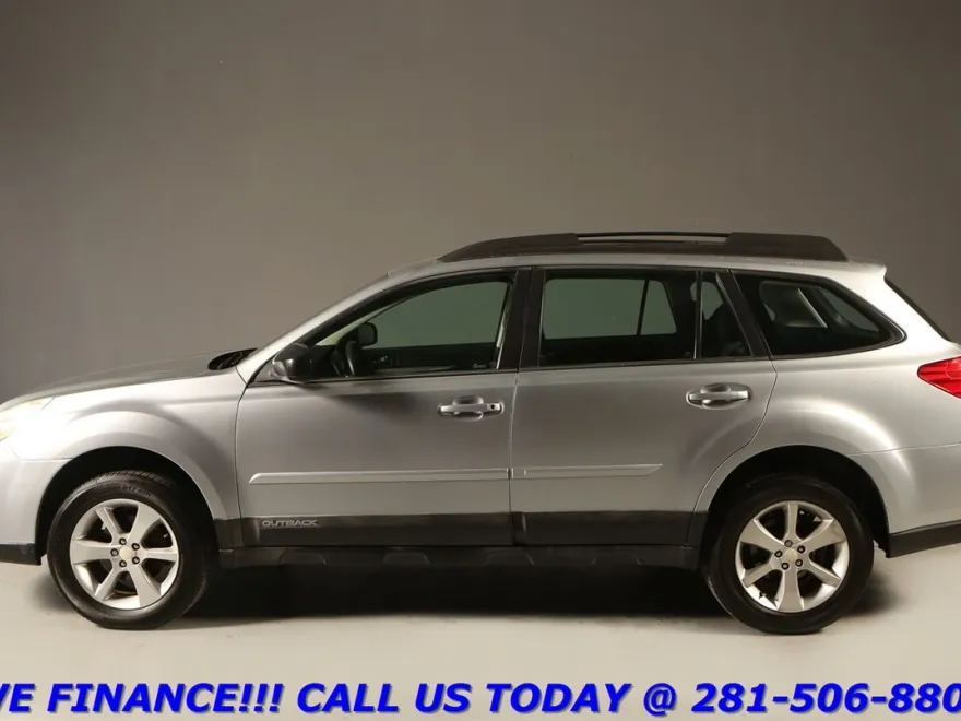 2014 Subaru Outback 2.5i photo 1