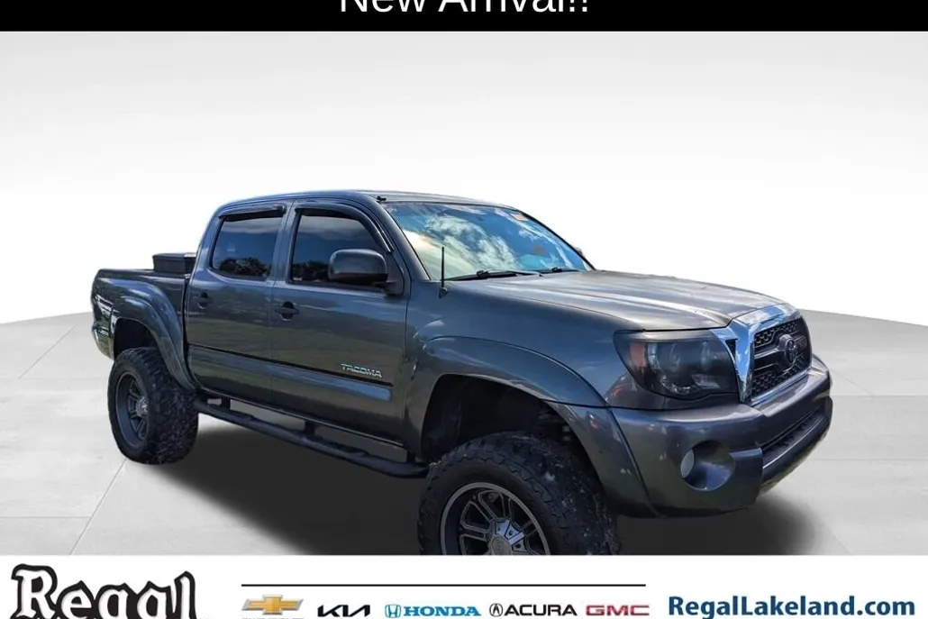 2011 Toyota Tacoma Base V6 photo 1