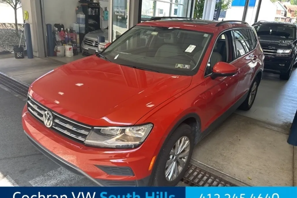 2022 Volkswagen Tiguan SE photo 1