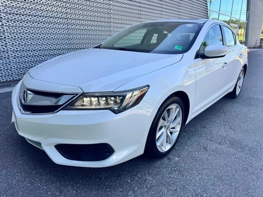 2018 Acura ILX Premium photo 1