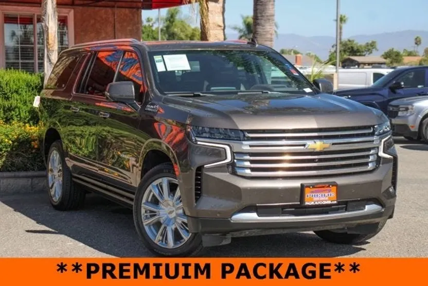2021 Chevrolet Suburban High Country photo 1