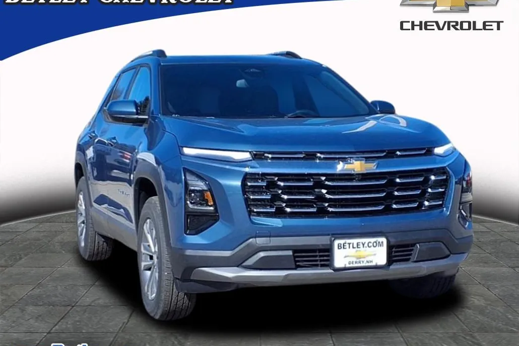 2025 Chevrolet Equinox LT photo 1