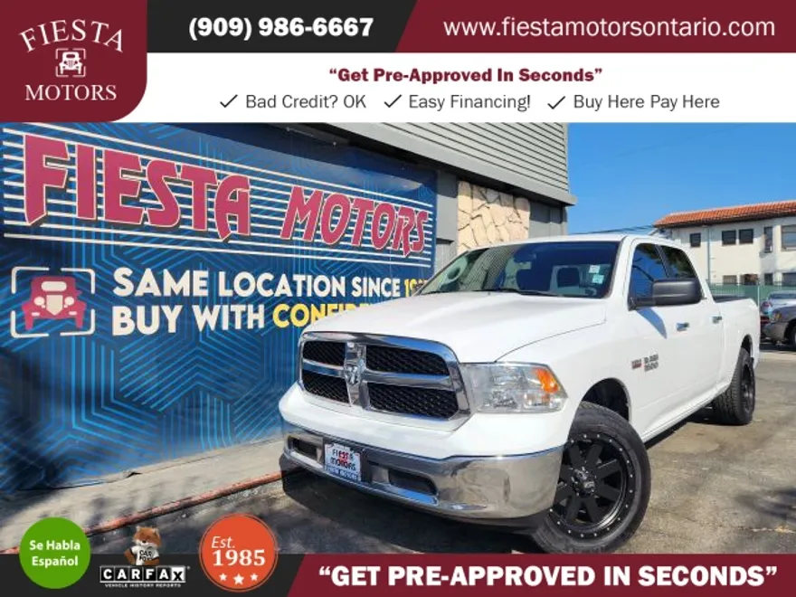 2017 Ram 1500 SLT photo 1