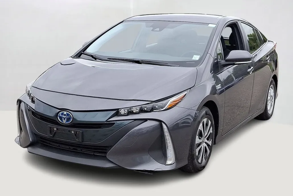 2022 Toyota Prius Prime LE photo 1