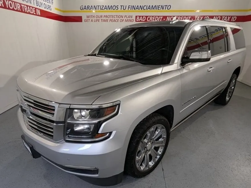 2017 Chevrolet Suburban 1500 Premier photo 1