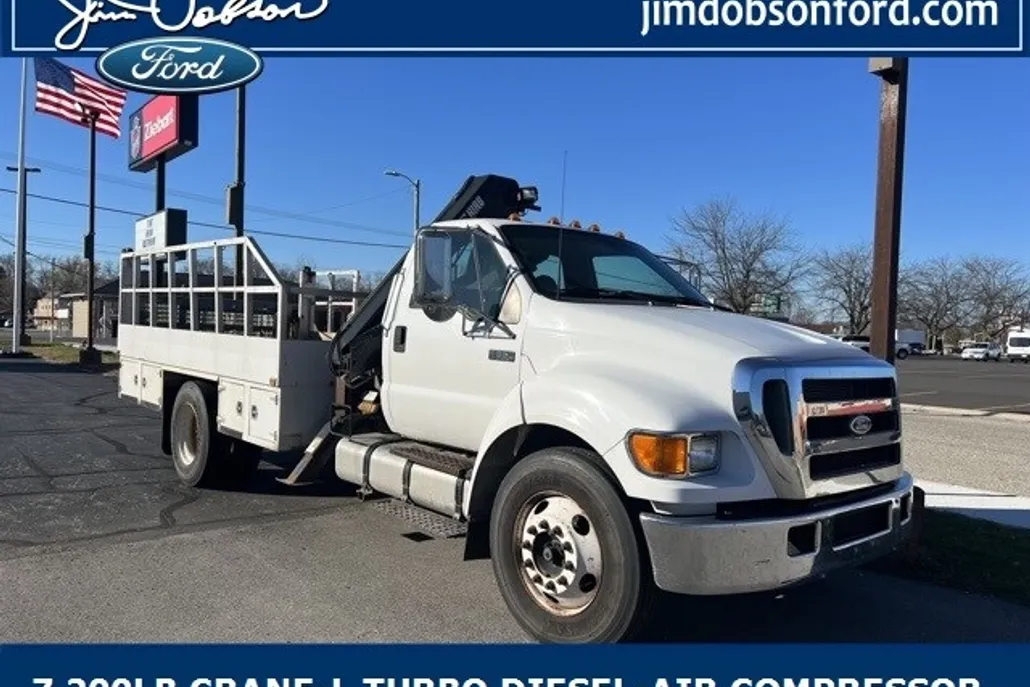 2006 Ford F-650 XL photo 1