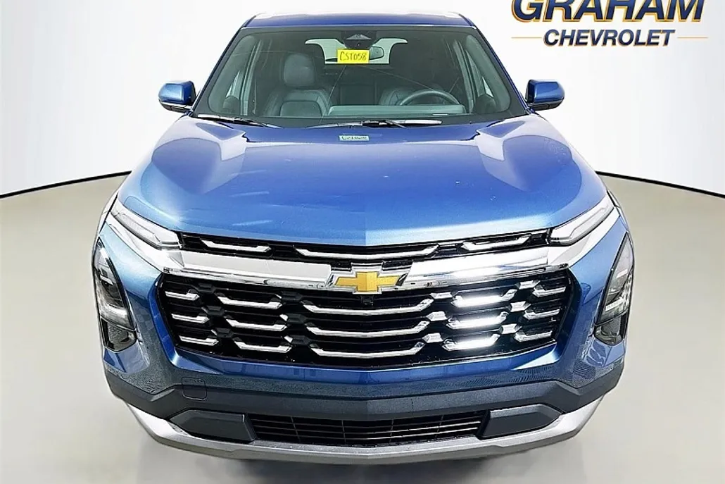 2026 Chevrolet Equinox LT photo 1
